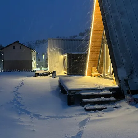 Frame Chalet *